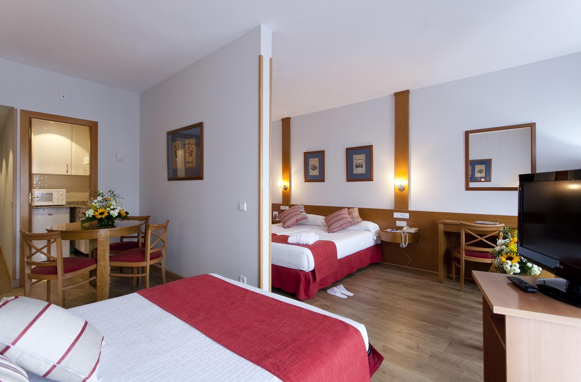 Muralto Madrid Princesa Exterior foto