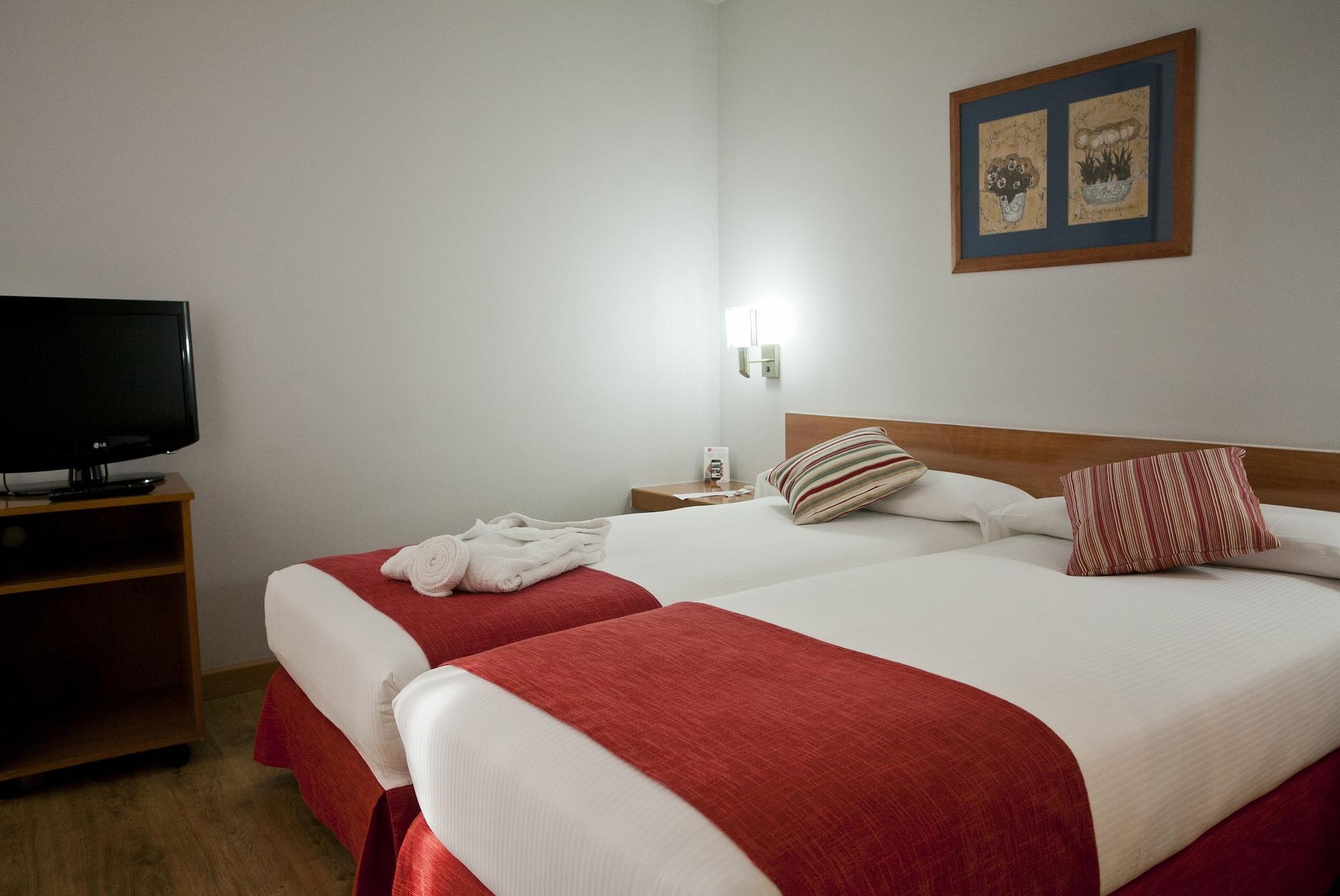 Muralto Madrid Princesa Exterior foto