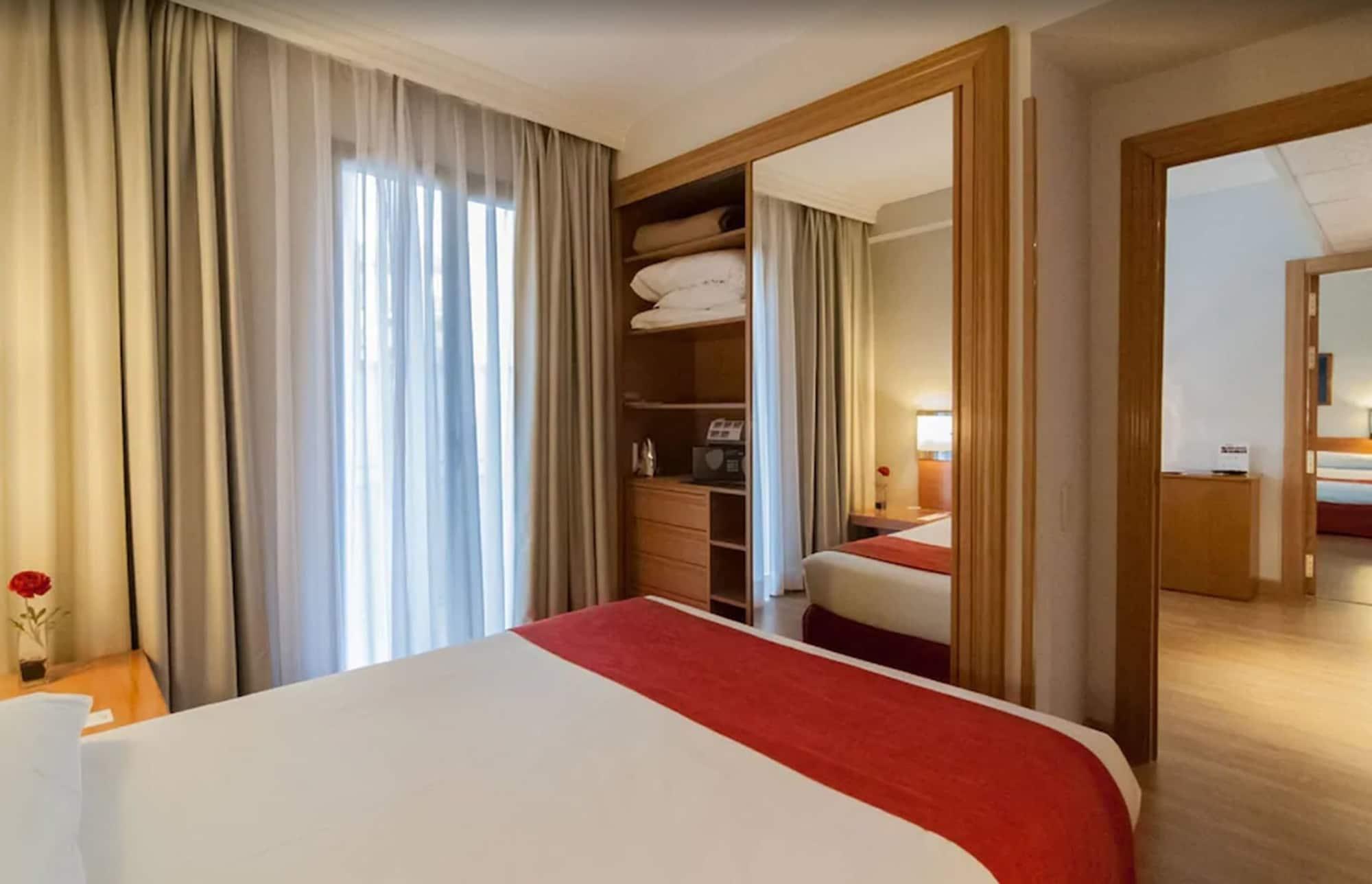 Muralto Madrid Princesa Exterior foto